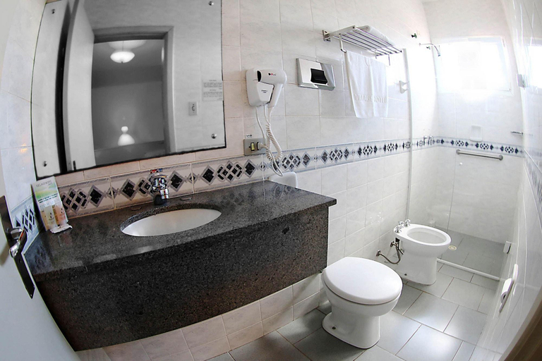 Bathroom 4, Village Hotel, Ponta Grossa