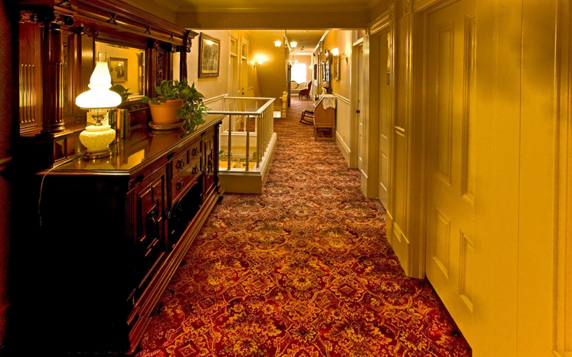 Public Area 2, Centrella Inn, Monterey