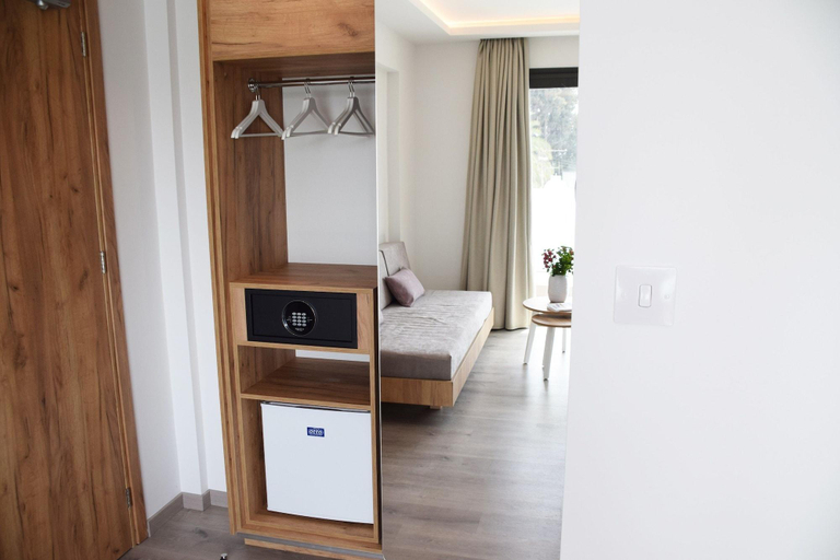 Bedroom 4, Hypnos Boutique Hotel