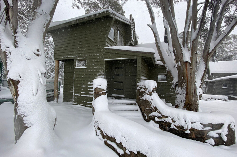 Exterior & Views 2, Diamantina, Alpine - East