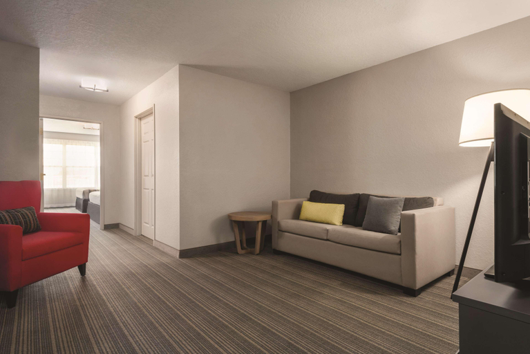 Bedroom 3, Country Inn & Suites by Radisson, Green Bay East, Brown