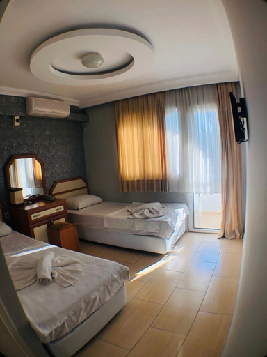 Bedroom 4, Altinyaz Hotel, Çeşme