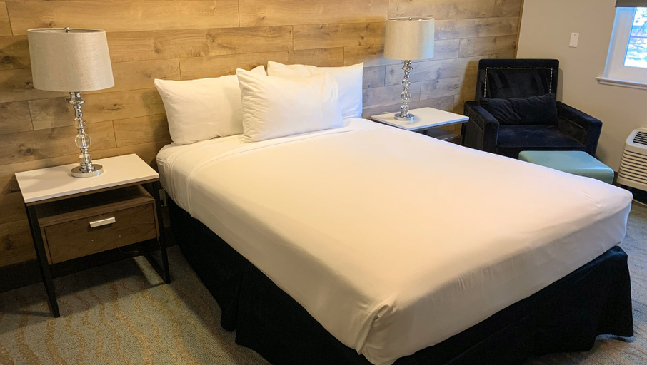 Bedroom 5, The Row Hotel, BW Signature Collection, Santa Clara