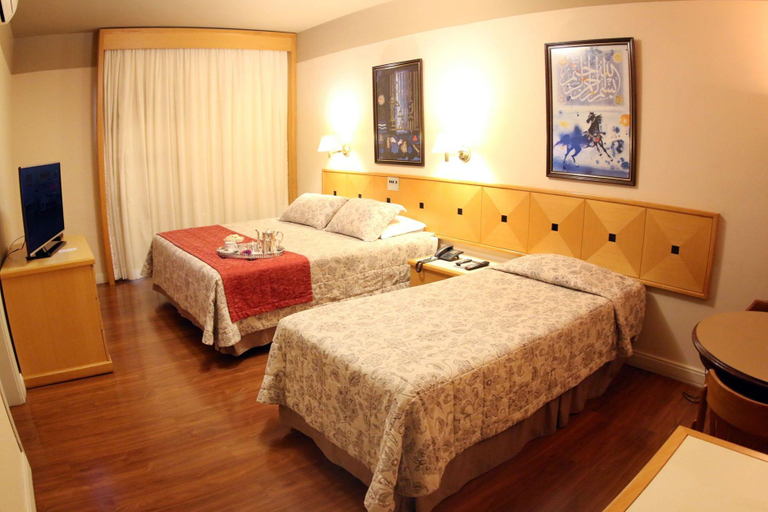 Bedroom 3, Village Hotel, Ponta Grossa