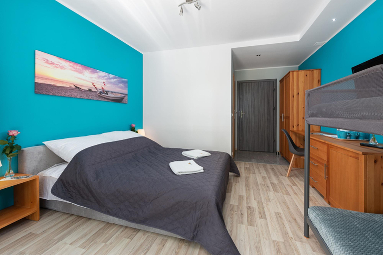 Bedroom 3, Przystan Rozewie, Puck