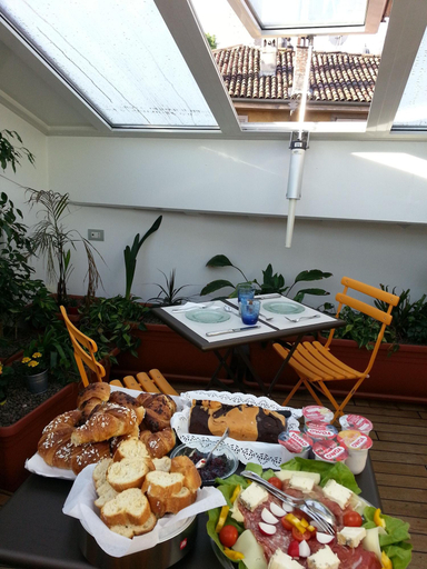 Food & Drinks, La Torre Bergamo House, Bergamo