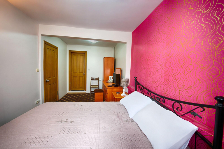 Bedroom 3, Akdeniz Hotel, Fatih