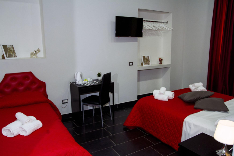 Bedroom 2, B&B Napoli Binario1, Napoli