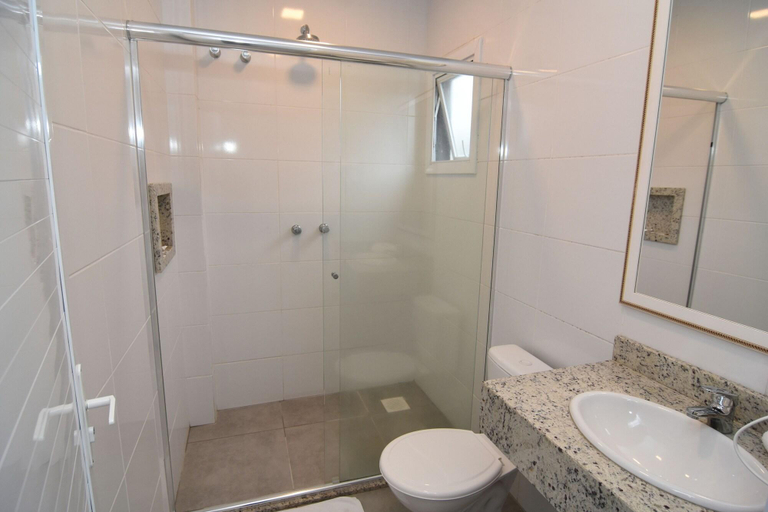 Bathroom 4, ID Hotel, Passo Fundo