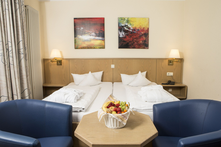 Bedroom 3, Johannesbad Hotel Füssinger Hof, Passau