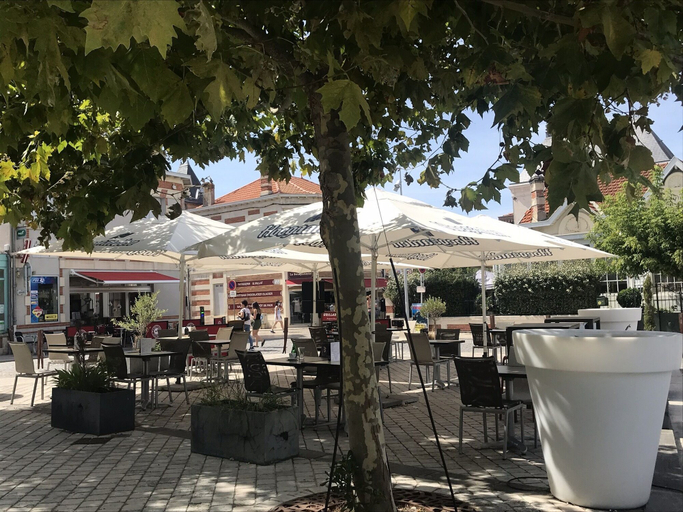 Food & Drinks 4, La Dame de Cœur, Gironde