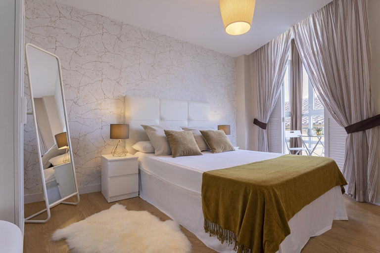 Bedroom 2, Exclusive Apartments Plaza Merced, Málaga