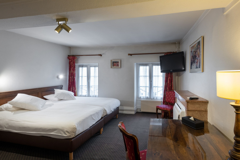 Bedroom 9
