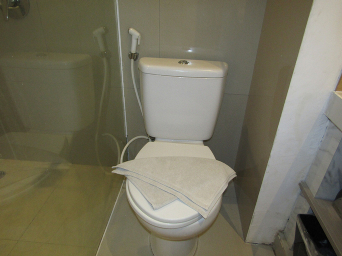Bathroom 4