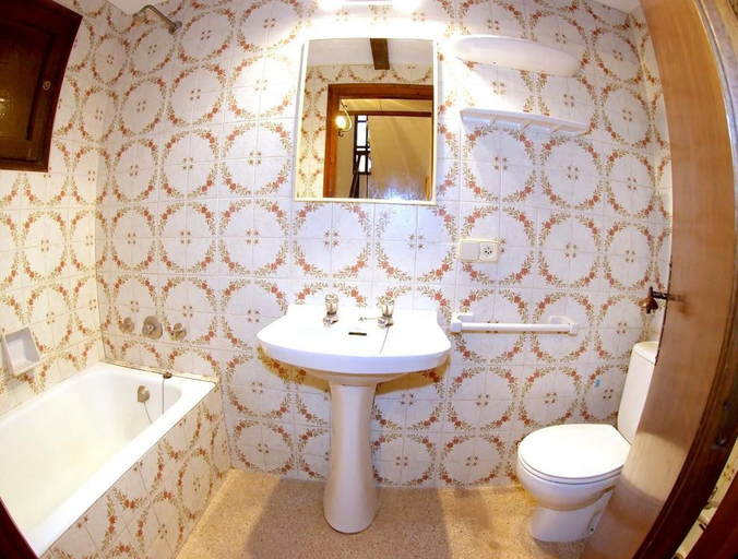 Bathroom 4, AP Costas - Villa Piscis, Girona