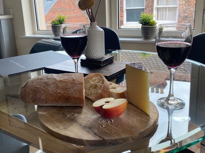 Food & Drinks 5, Clearly Apartments Bootham York, York