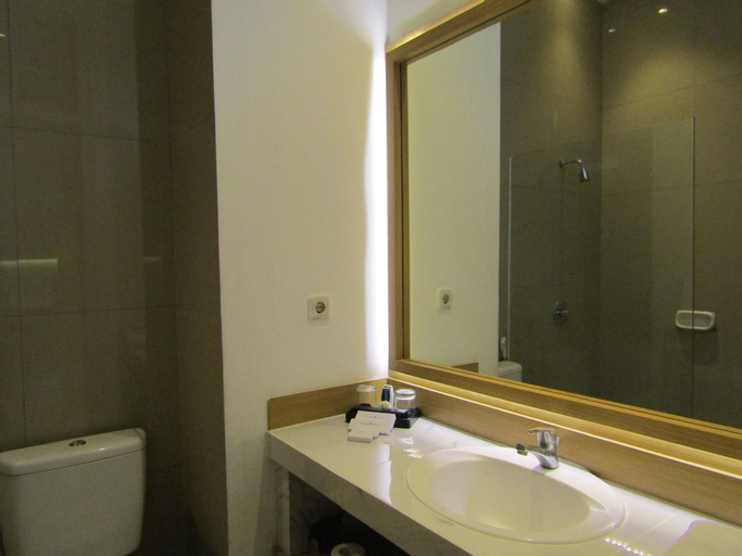 Bathroom 5
