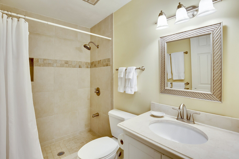 Bathroom, Hale Kai Turtle Bay - 1 Br Condo, Honolulu
