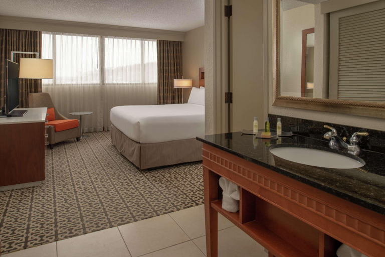 Bedroom 3, DoubletreeSuites Hilton Seattle AirportSouthcenter, Tukwila
