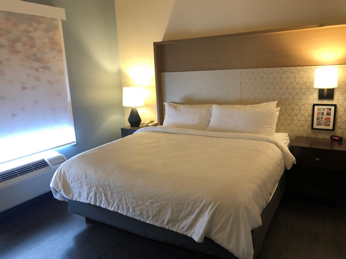 Bedroom 22