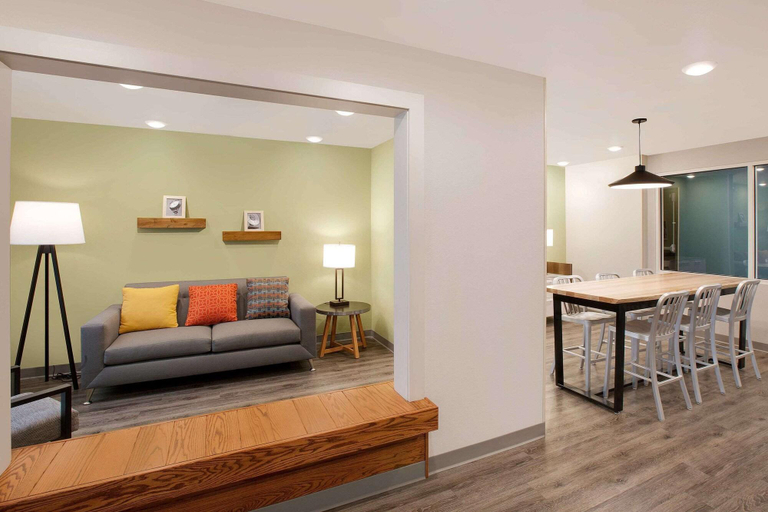 Public Area 2, WoodSpring Suites Plano - North Dallas, Collin