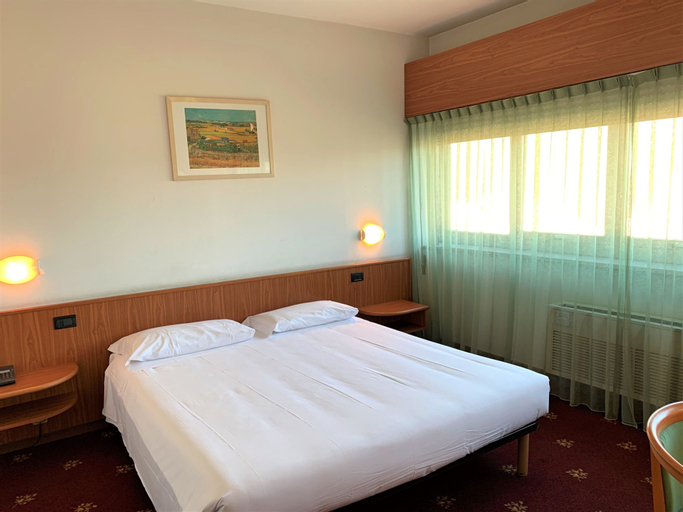 Bedroom 13