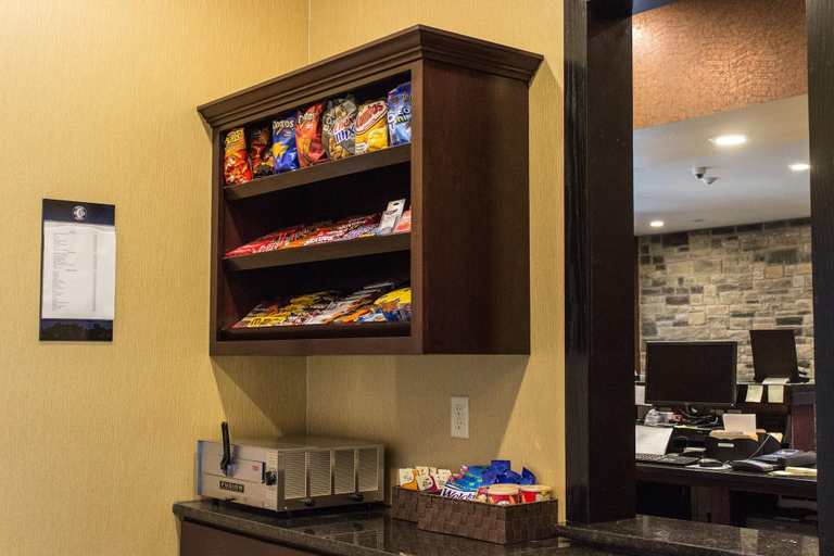 Public Area 2, Cobblestone Hotel & Suites – Chippewa Falls, Chippewa