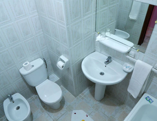 Bathroom 4, Hotel Majorelle, Marrakech