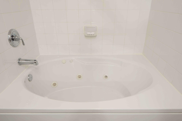 Bathroom 4, Hilton Garden Inn Auburn Lewiston Riverwatch, Androscoggin