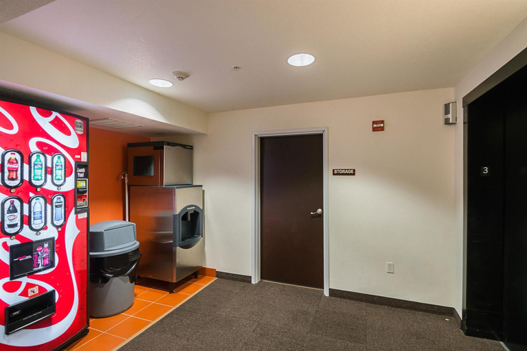 Public Area 2, Motel 6 Marble Falls, TX, Burnet