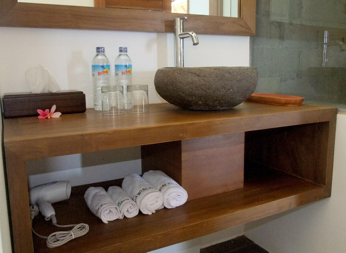 Bathroom 3, Mawun Raya Resort, Lombok