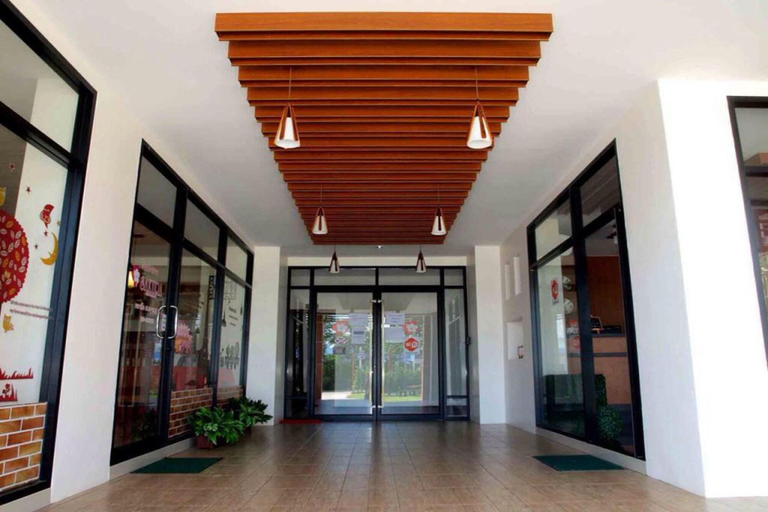 Public Area 2, Sakura Boutique Hotel And Residence, Pluak Daeng