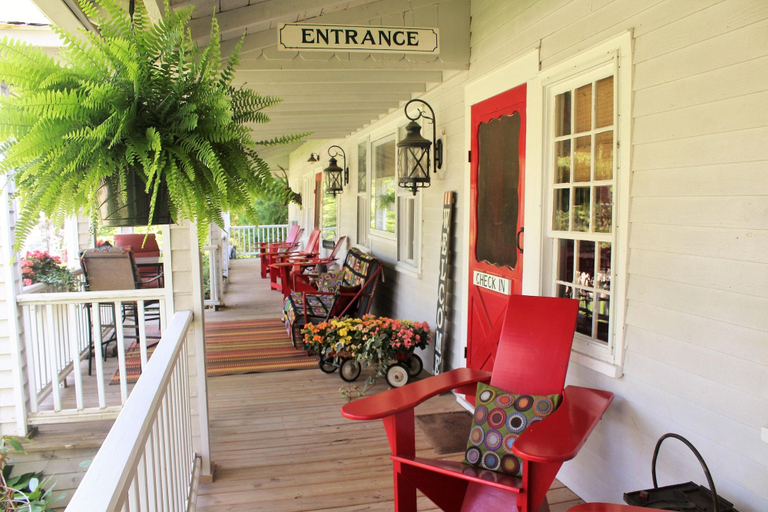 Exterior & Views 1, Lake Placid Stagecoach Inn, Essex