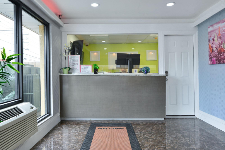 Public Area 2, Inn at Jericho, Nassau