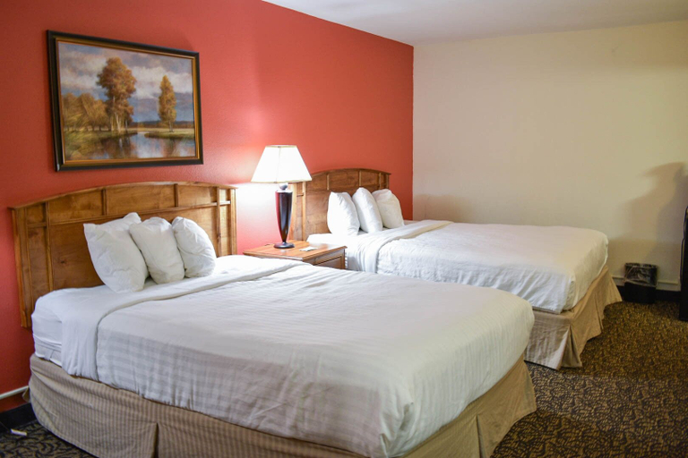 Bedroom 4, CoCo Key Omaha Hotel and Water Resort, Douglas