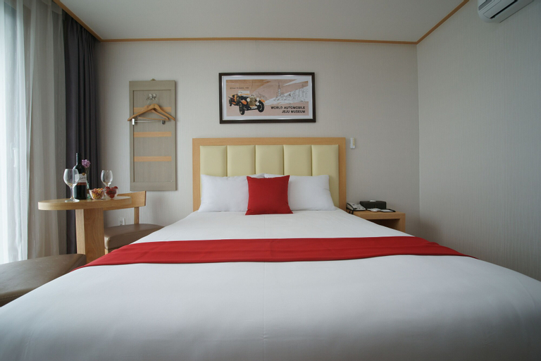 Bedroom 3, SHINSHIN HOTEL JEJU CITY, Jeju