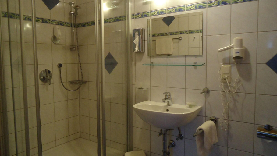 Bathroom 4, Landhaus Klausnerhof Hotel Garni, Innsbruck Land