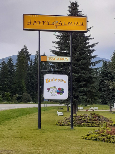 Exterior & Views 3, Motel Happy Salmon, Columbia-Shuswap