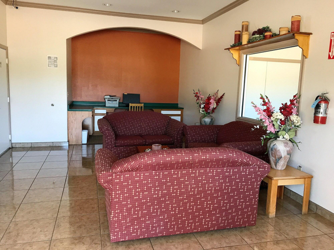 Public Area 2, Luxury Inn & Suites Liberty, Liberty