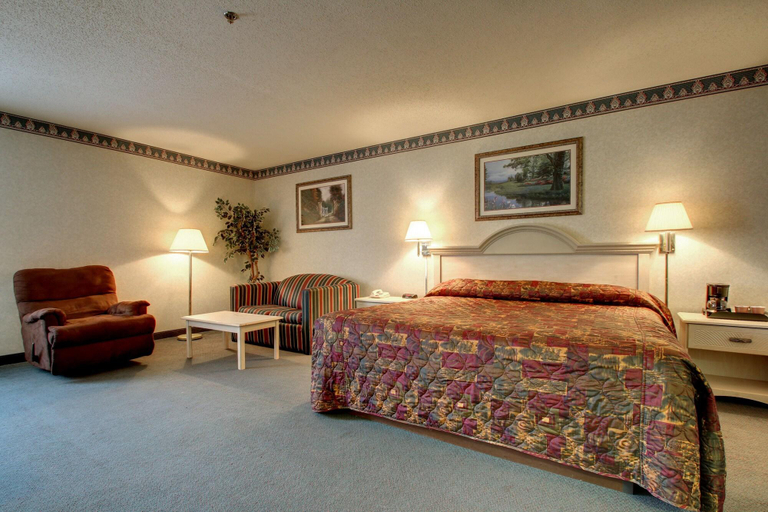 Bedroom 3, Key West Inn Baxley, Appling