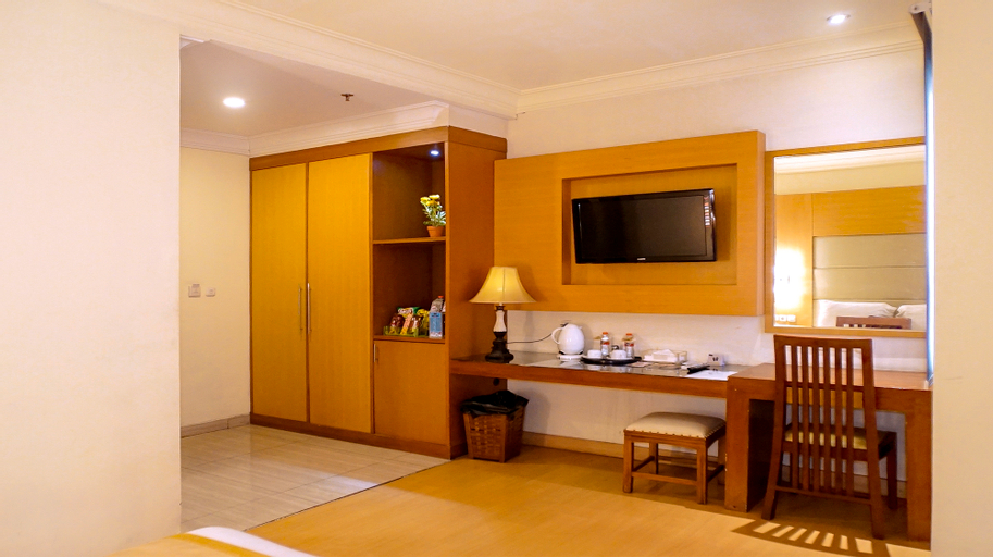 RuangNyaman at Coins Hotel, Jakarta Utara