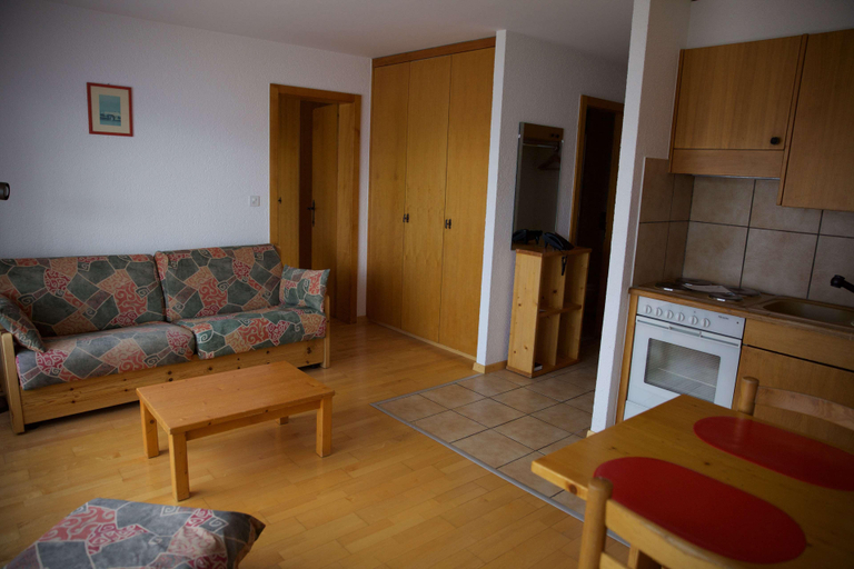 Bedroom 3, Hotel Des Bains, Martigny