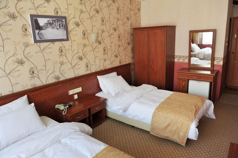 Bedroom 2, Saray Hotel, Merkez