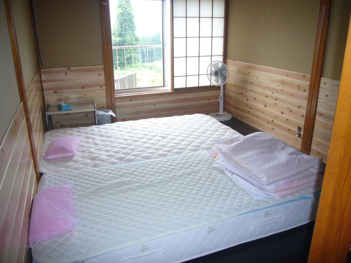 Bedroom 3, Futago Cabin, Minamiuonuma
