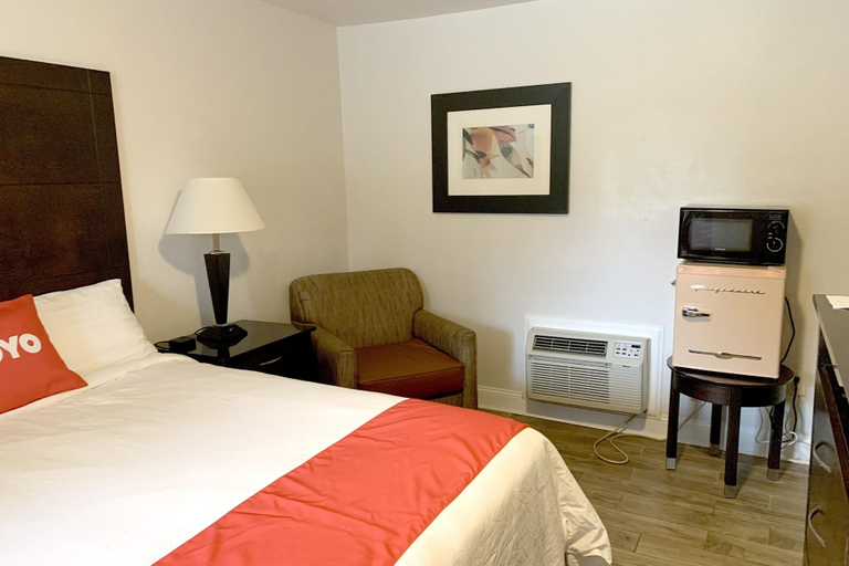 Bedroom 3, Savannah Ga Hwy 17, Chatham