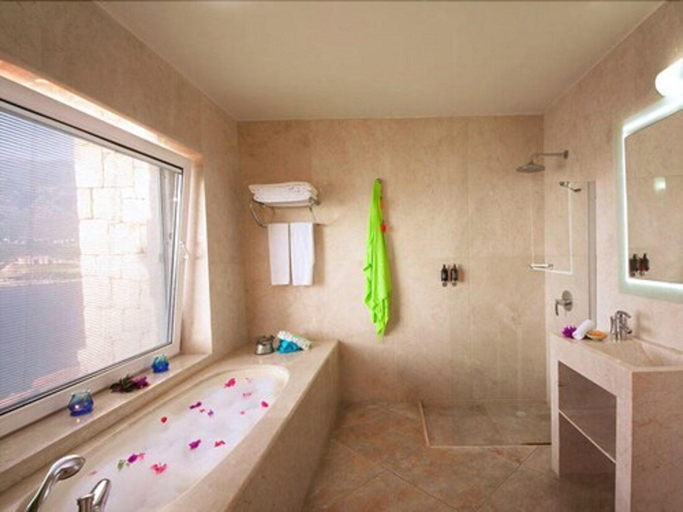 Bathroom 4, Deniz Feneri Lighthouse +12 ADULT ONLY, Kaş