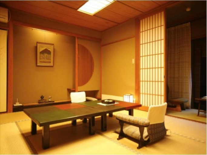 Public Area 2, Sennen No Yu Koman, Toyooka