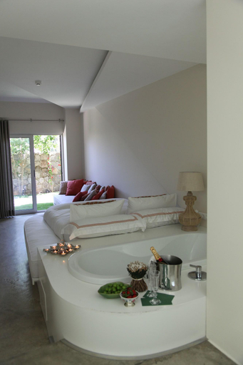 Bathroom 5, Bella Sombra Hotel, Bodrum