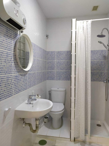 Bathroom 5, Málaga Centro Hostel - Adults Only, Málaga