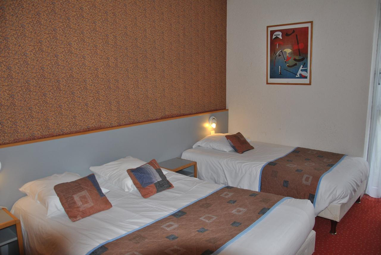 Bedroom 4, Cit’Hotel COSITEL, Manche